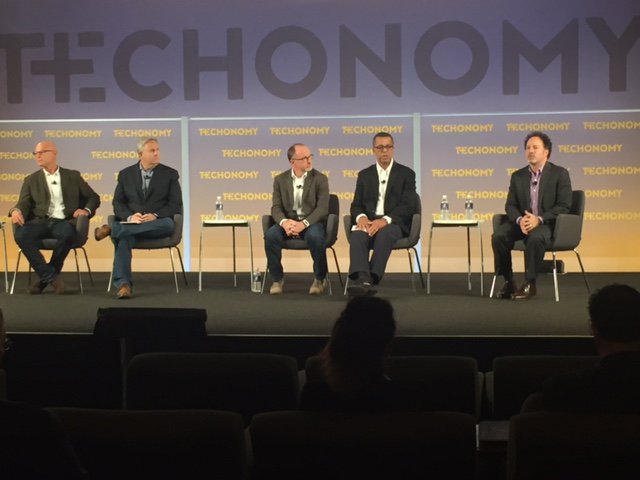 VisaNews's tweet image. Visa innovation not just about payment; also on extending our own network to open network. Jim McCarthy #techonomy15