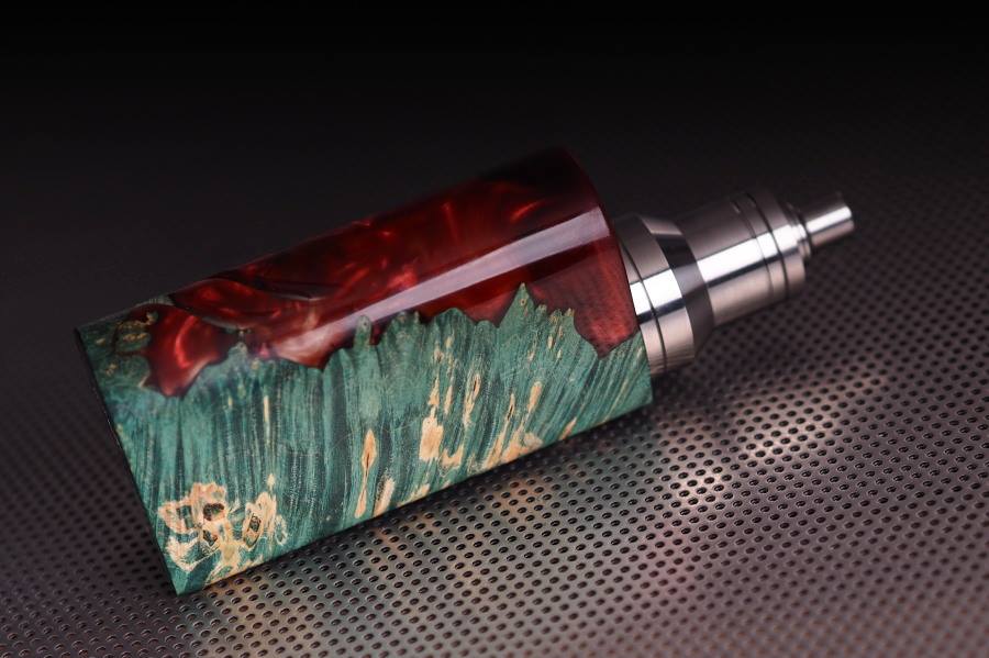 CraftVapery's tweet photo. Today's #ModCrushMonday goes out to this gorgeous JMBox! What are you guys vaping on today? #CRAFTVAPERY #MCM https://t.co/GPTUpBXXAE
