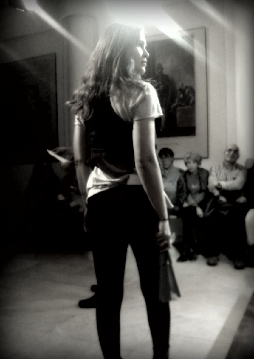 rinconfreijeiro's tweet photo. "El que baile sabiendo anticipadamente lo que va hacer está más muerto que vivo" #LaGitanilla brilla @CeliaFreijeiro https://t.co/uvRl41mAhP