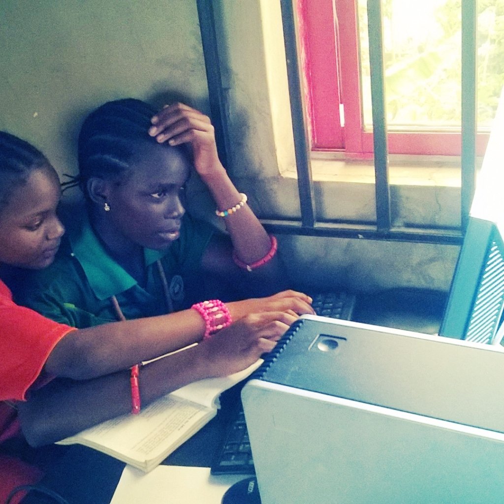 talkswelizabeth's tweet image. I found a passion- lead her to adapt #tech tools &amp;amp; opportunities to her adv #tech4her #pinktech #shenext Love this!