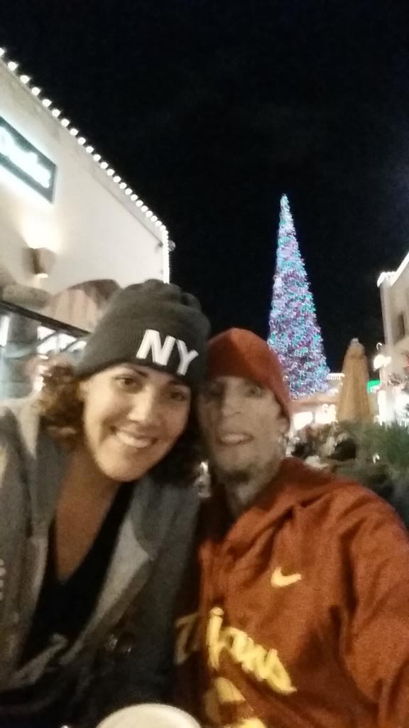 tripplestak's tweet photo. #fxckcancer #WageHope #TeamDriskill #StopAtNever #PancreaticCancer #gofundme #holidayshopping :-) https://t.co/U8R4EBXKln