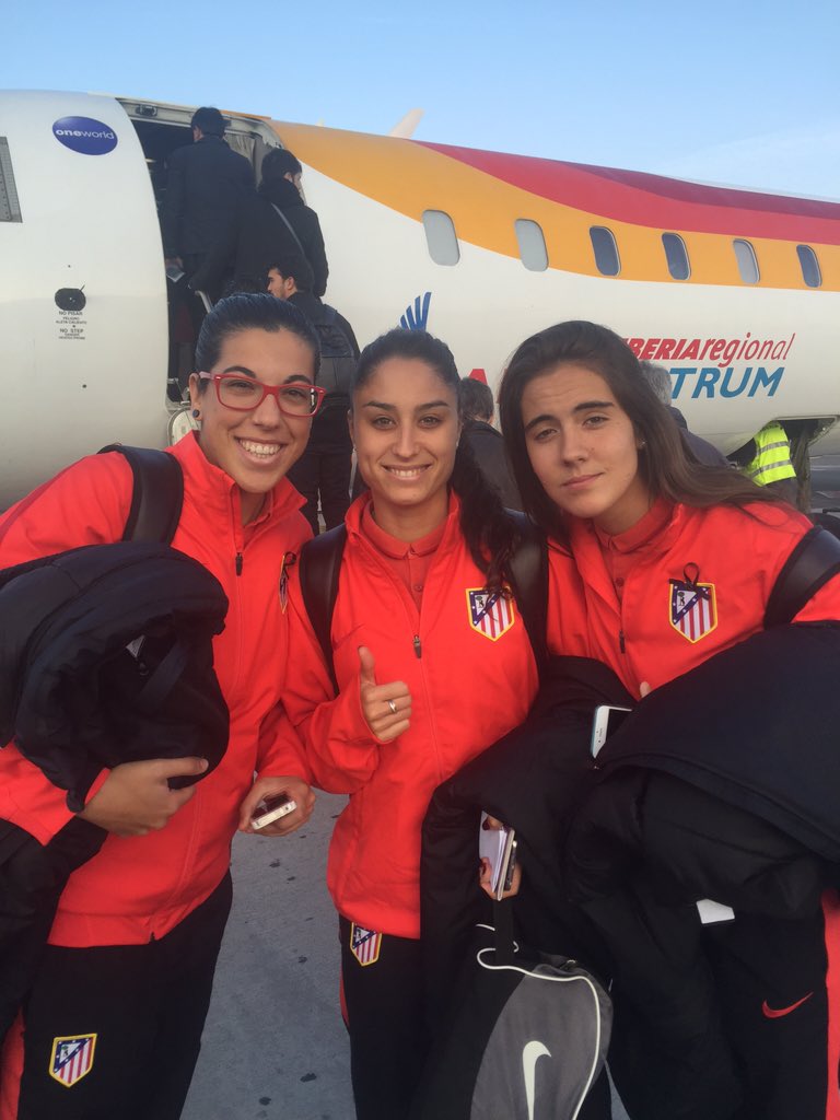 AtletiFemenino's tweet photo. MADRID ✈️ LYON 

¡Ya estamos en el avión rumbo a Lyon! #AúpaFéminas #UWCL https://t.co/d1o6RxBNLW