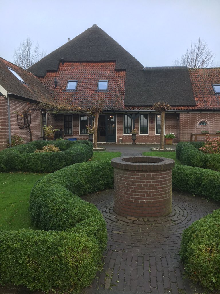 LWBOHoorn's tweet photo. Cursus Meldcode met de Zorgcooperatie WF in deze monumentale zorgboerderij #Oostertuin #lwbo https://t.co/BTJBML6Z8J