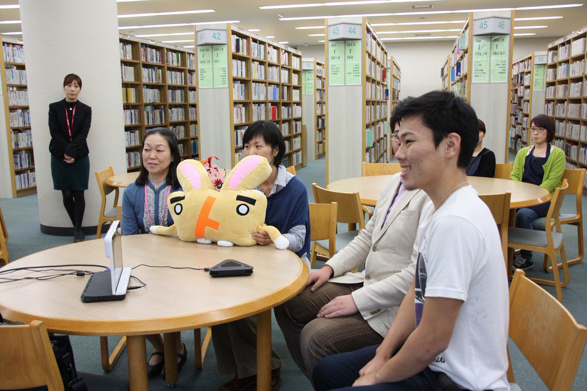 熊本学園大学 A Twitter 11月11日 本学付属図書館ラーニング コモンズと横浜の第17回 図書館 総合展会場を繋ぐトークセッションを開催 若者の活字離れが叫ばれるなか 来館者数をupした本学の魅力を紹介しました 熊本学園大学 図書館 ラーニングコモンズ 熊本学園大学 A Twitter 11月11日 本学付属図書館ラーニング コモンズと横浜の第17回 図書館 総合展会場を繋ぐトークセッションを開催 若者の活字離れが叫ばれるなか 来館者数をupした本学の魅力を紹介しました 熊本学園大学 図書館 ラーニングコモンズ