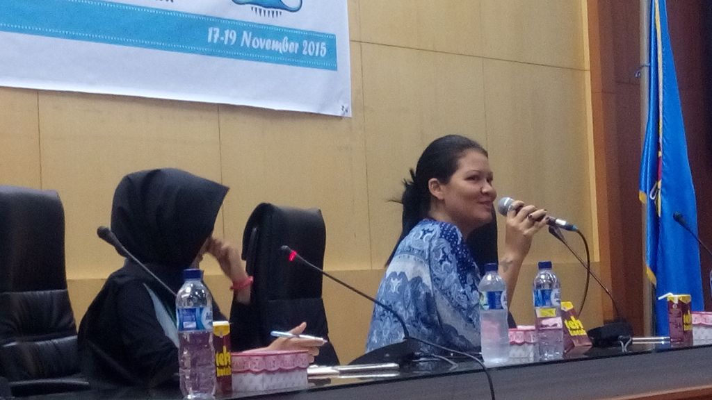 Seniman jgn ga enakan. Lo punya hak. Seniman perlu ongkos, makan, bicarakan dgn jelas <a href="/melaniesubono/">ATOR Protocolً</a>