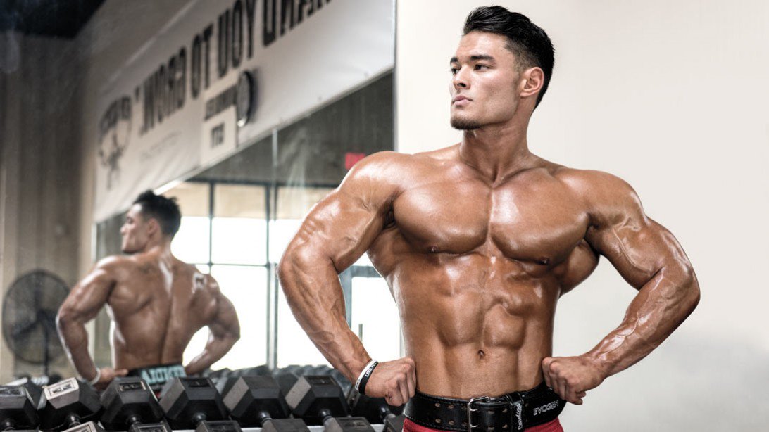 muscle_fitness's tweet image. Here are 3 ways to train like an @OlympiaLLC champ. ow.ly/UC6tV