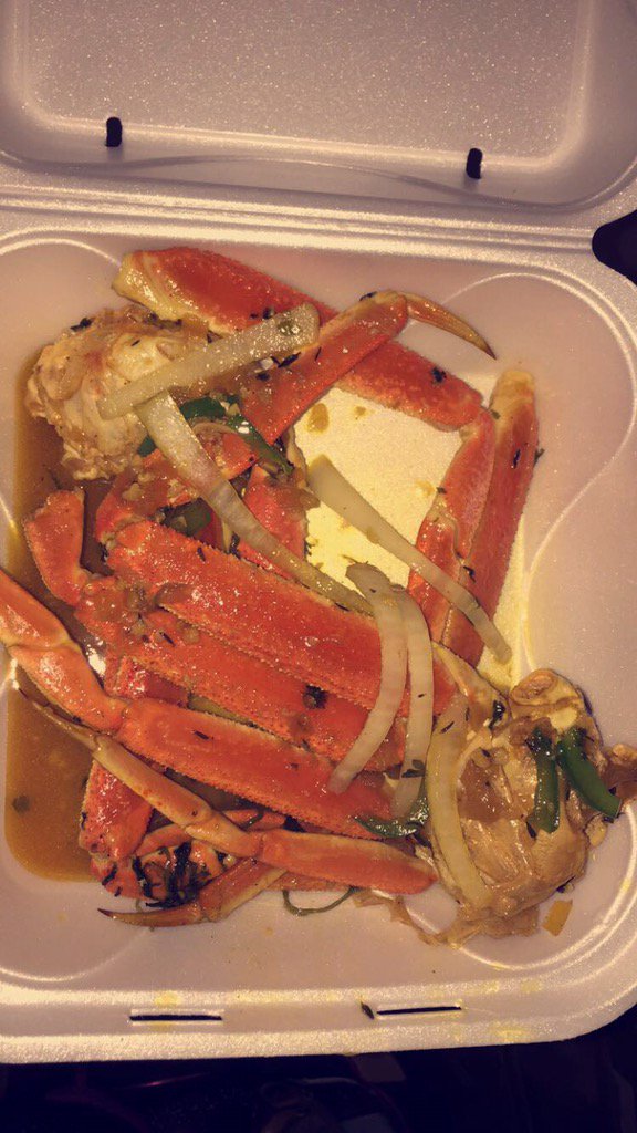 vavavboom's tweet photo. Snow Crabs #CookingWVaVa https://t.co/6UnZoU5mO1