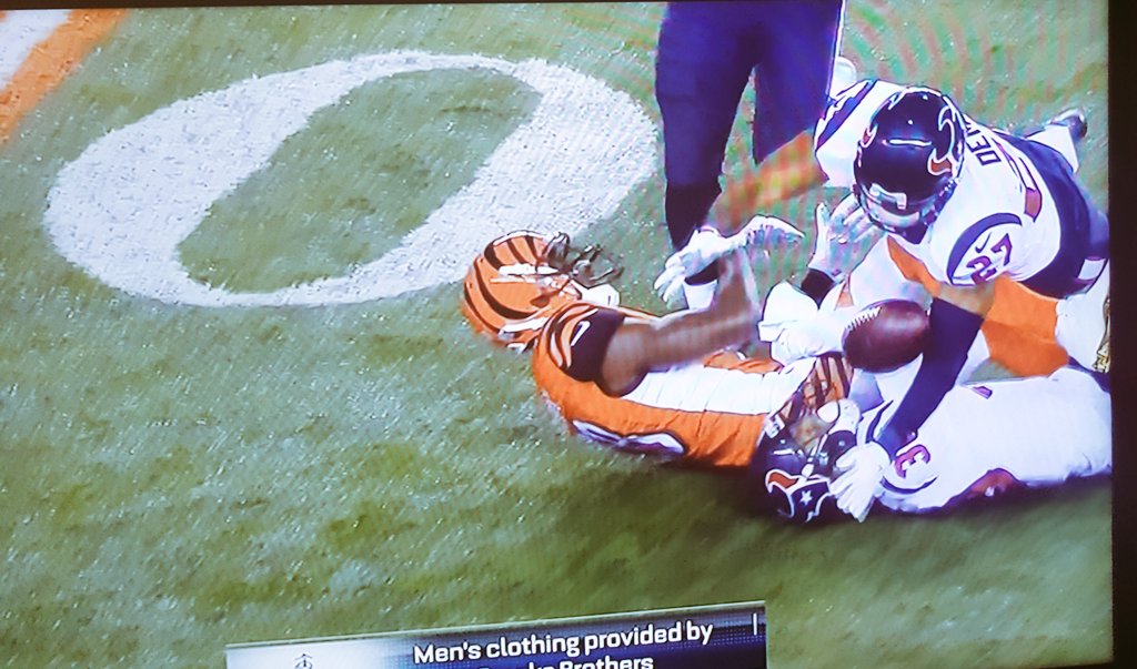 DjTIMMYbOY87's tweet photo. My #bigbrother @QDemps taking care of business I SEE YOU FAM! #VELTBOY 4 LIFE #djTimmyBoy #htown #tr https://t.co/8bIUyTttlK