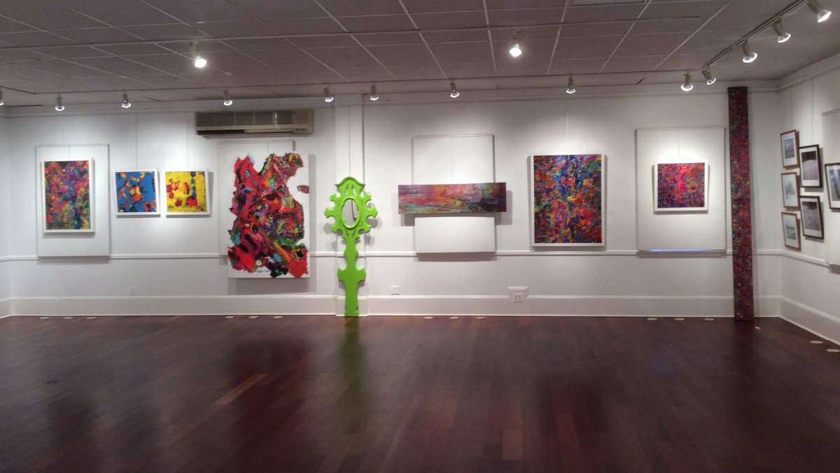 vjsstudio1023's tweet photo. #VJSStudio #CustomFraming #AshawaghHall ✨Exhibit Instillation Photos
https://t.co/w2bQbnWJrc #Artists 🎨 https://t.co/cJTXRAf3em