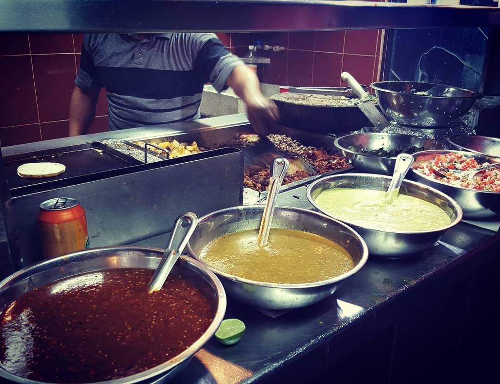 ILikeLosCabos's tweet photo. Best tacos in town #streetmeat #tacos #streettacos #elgranpastor #cabo #cabosanlucas #loscabo #cabofood #travel #tr… https://t.co/Z11mXEfmSQ