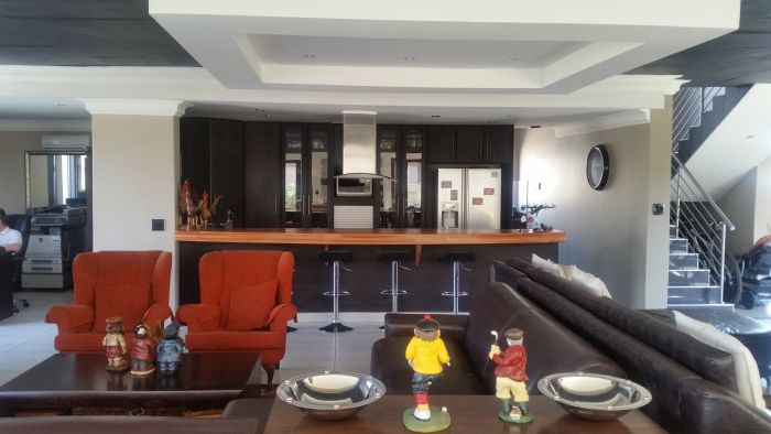 Aida_National's tweet photo. #Pretoria #NewmarkEstate - R3,500,000
Desiree Ludewig: 0828150968 /0123483720
https://t.co/05SVLdWR0S #forsale https://t.co/nKxCdD76BC
