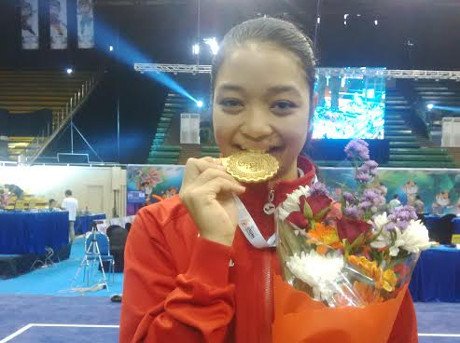 detikcom's tweet image. Juwita dan Charles Raih Emas, Indonesia Naik ke Posisi Dua de.tk/6HzEfs via @detikSport