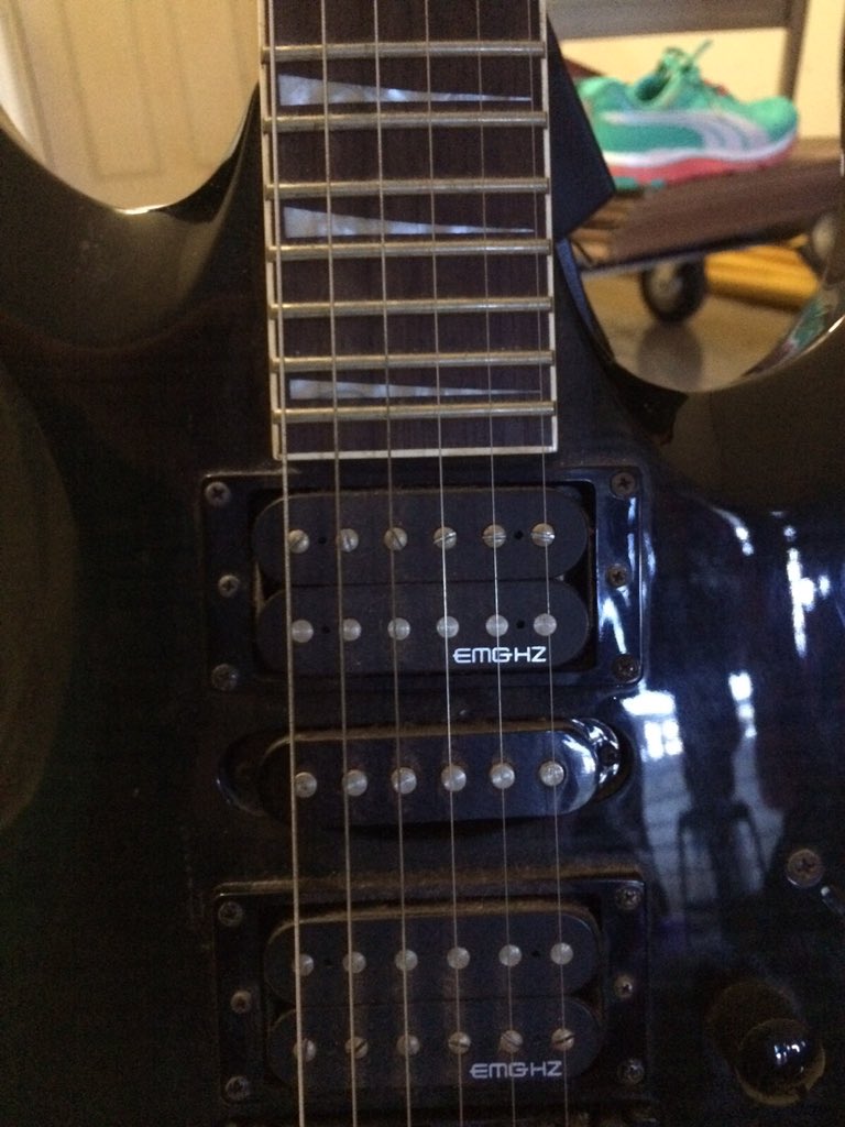 <a href="/MelKitteh/">m e l a t i</a> (cont)
Jual sekali satu set, tak jual asing.
DM me if interested.
Price: RM1.7k

RT pls. TQ in advance. 😘