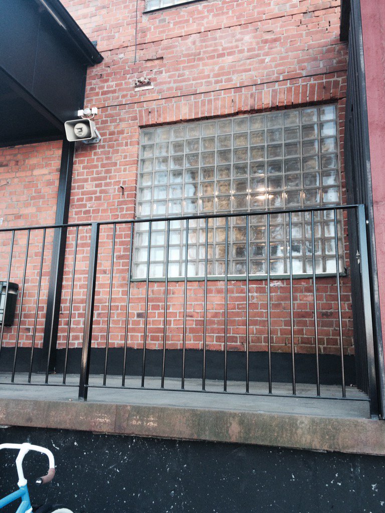 ribhaus's tweet photo. RIBHAUS RESTAURANT IS HAPPENING. JANUARY 2016. #Västerås https://t.co/6EC33ME6YP