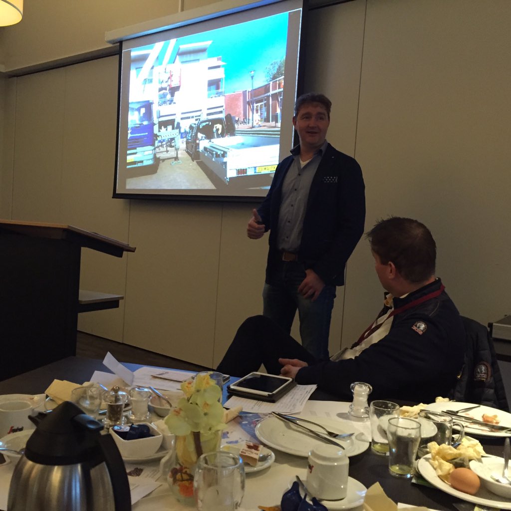 Leuke presentatie van <a href="/Kikstra/">RichardKikstra</a> bij #BNI Westerkwartier .