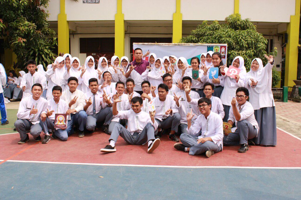 SmavoMPK's tweet photo. XI MIPA 7 #VOICE2015 https://t.co/hZp2ZgLNdA