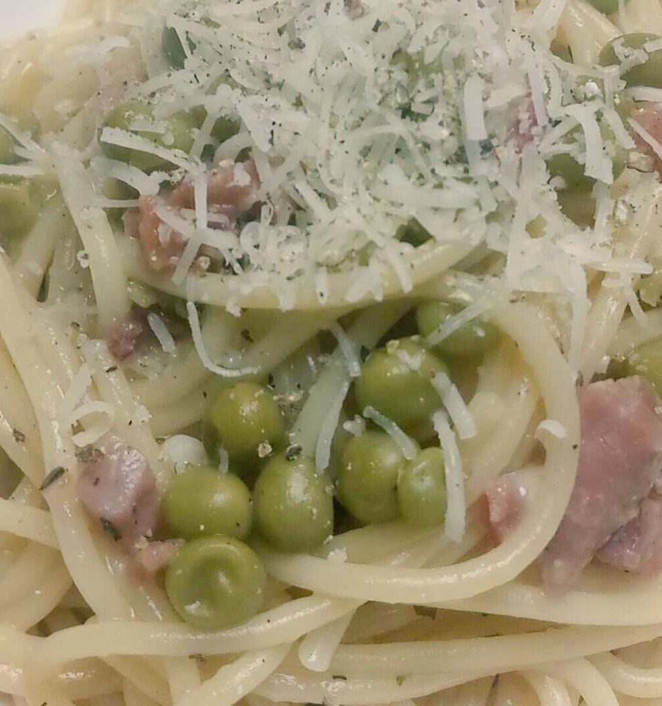 DerrickAustin92's tweet photo. Doin my thing๐#foodporn #ChefDerrick #spaghetti https://t.co/iT53zl4qui