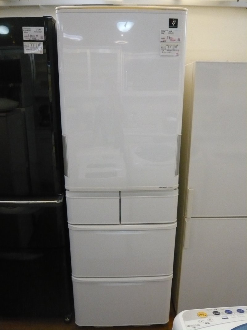 アウトレット リユース再良市場 A Twitteren そして今度は取っ手も扉もすべて真っ白けっけな大型冷蔵庫 シャープ 4l 冷蔵庫 Sj Pw42x ホワイト系 T Co Kh8q4nkiqm 白い冷蔵庫 T Co Mk5qgwoocz