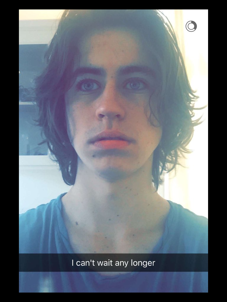 niicky_caroline's tweet photo. Mood: https://t.co/IHHz8eAql0