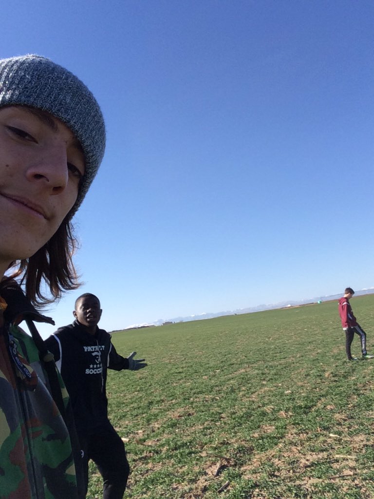 SturtevantCasey's tweet photo. My true four best friends. #UndergroundTrees #BritSquad #BigBlack #Hilo https://t.co/4MonRIci0z