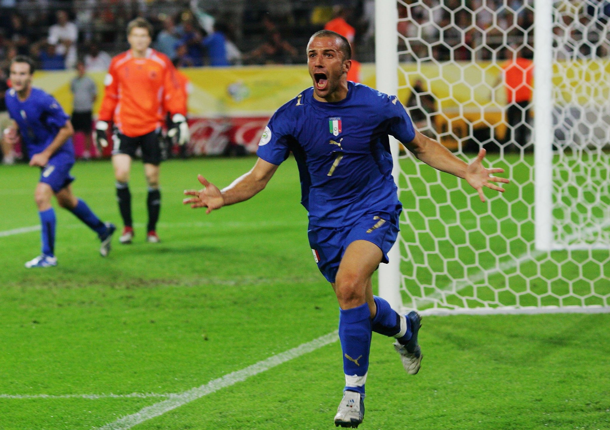 Happy 41st birthday to Italy and Juventus legend Alessandro Del Piero! 