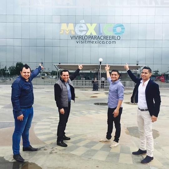 jos_lasnum2's tweet photo. En sesión de fotos para @elnortecom desde la @ArenaMtyOficial este sábado los esperamos en #LaRevanchaTour #lasnum2 https://t.co/lLnk78g1wG