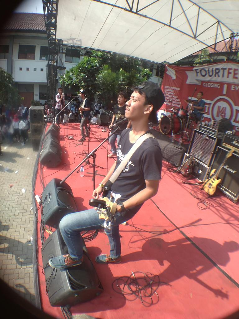 neverpanic12's tweet image. 