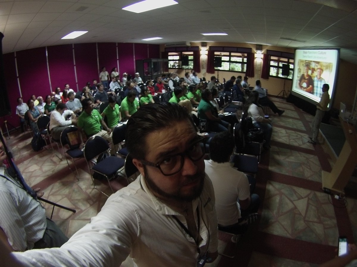 AlexJamesBlog's tweet photo. @ATMEX_Official acá les dejo un video de #ATMEX2015 https://t.co/iMD5uyS5Xi @SECTUR_mx @Sectur_Chiapas #Alextremo https://t.co/24gDk1CHTI