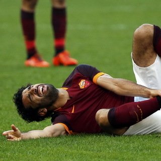 detiksport's tweet photo. Bikin Salah Cedera, Lulic Minta Maaf https://t.co/GMrCKmRNfr https://t.co/lqoeCQNAeA