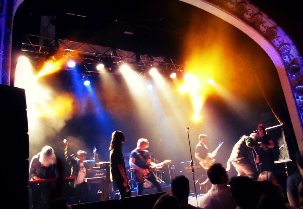 highvisca's tweet photo. Media, @GooglePlayMusic raise $50k for @CAFDN at @Newzapalooza! @ViceCanada "Sabotage" w/ @leftfordamian a standout. https://t.co/pP9YLks5fL