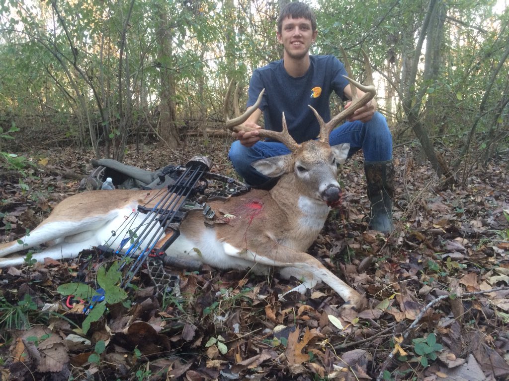jpniebs13's tweet photo. Got lucky on some public ground in Southern IL! #BBD @DruryOutdoors https://t.co/vxcnUR4re3