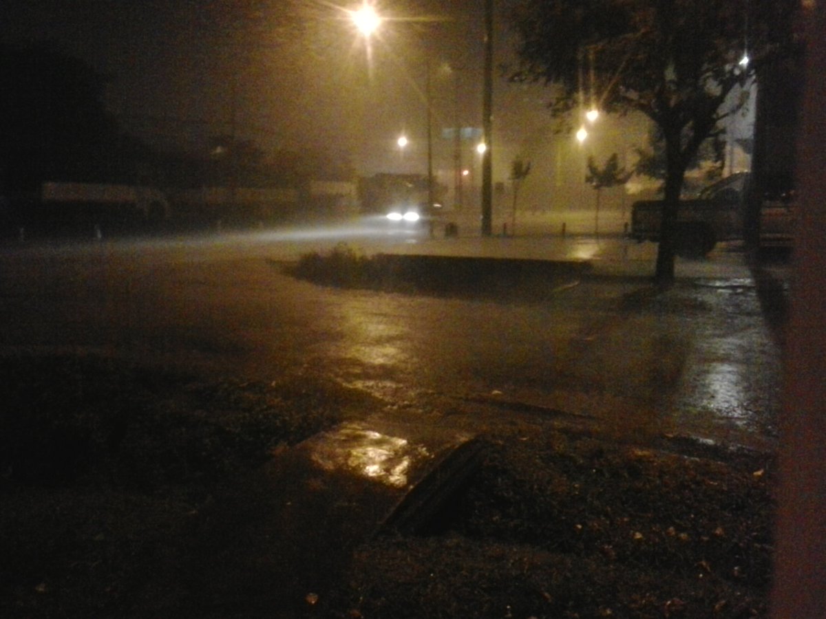 MatiScoponi's tweet photo. @todonoticias LLuvias, piedras y mucho viento en San Pedro Bs As https://t.co/MBazdGxrH1