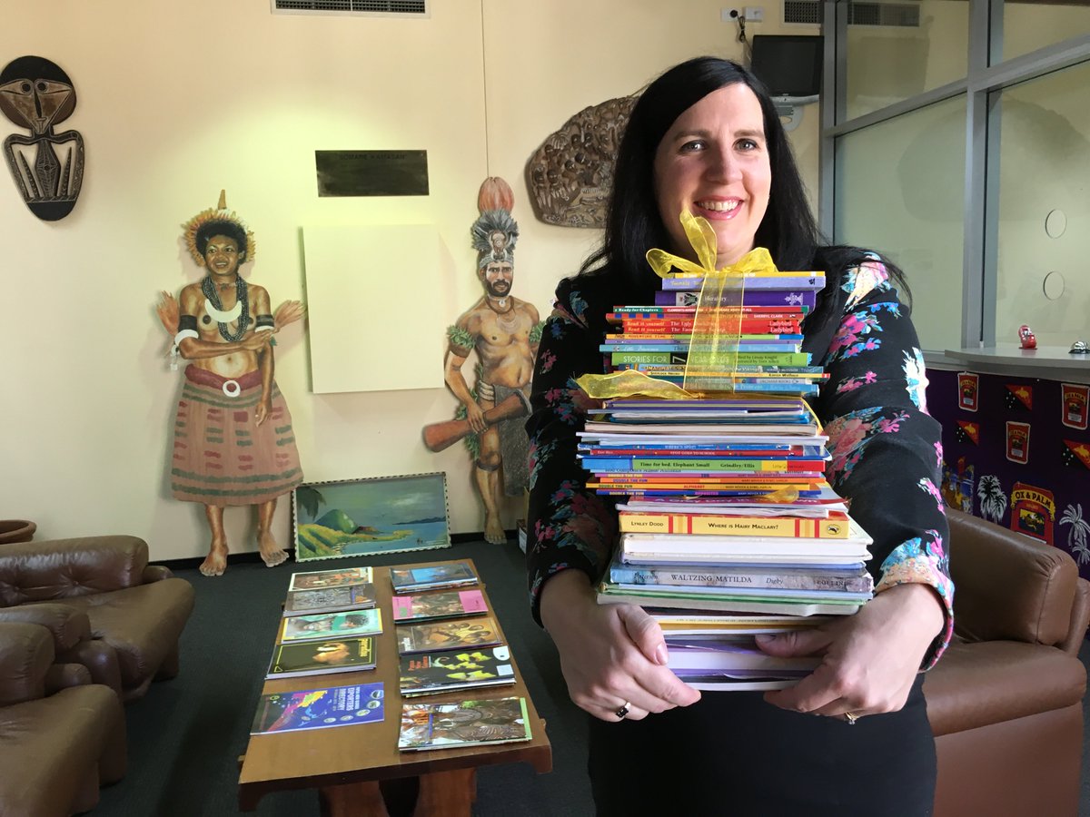 TheGiuliaJones's tweet photo. Handing over the books raised by my Children's Week book drive to @BbPPNG &amp; PNG Deputy High Commissioner Tameo! https://t.co/hSTpRKYQIO