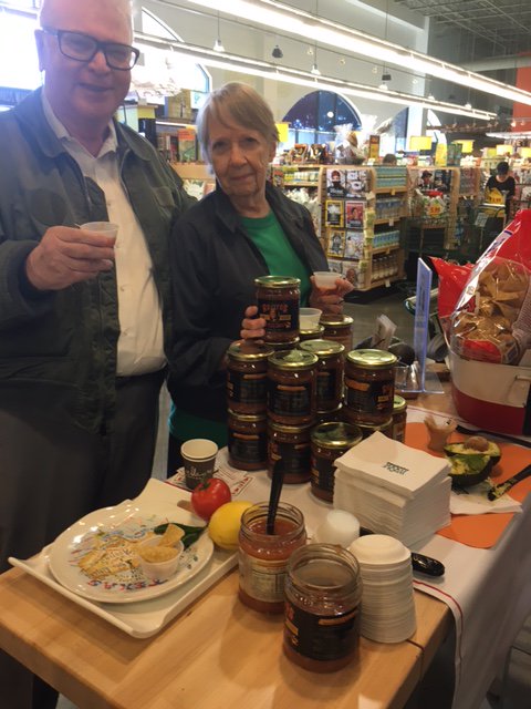 royitos's tweet photo. more and more fans keep telling us they love Royito's! https://t.co/f7Woipmi8x