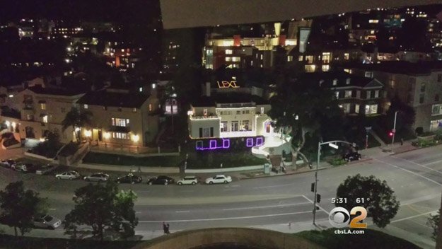 Members Of <a href="/UCLA_SAE/">California Delta ΣAE</a> Help To Make Hospital Stay For Girl Battling Cancer A Little Brighter: cbsloc.al/1QeJBn9