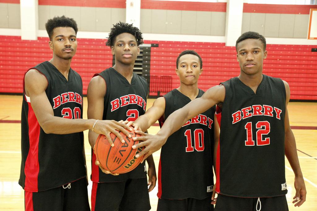 CoachMoJones's tweet photo. #berrybasketball @BerryAthletics https://t.co/HC0wGfer6A