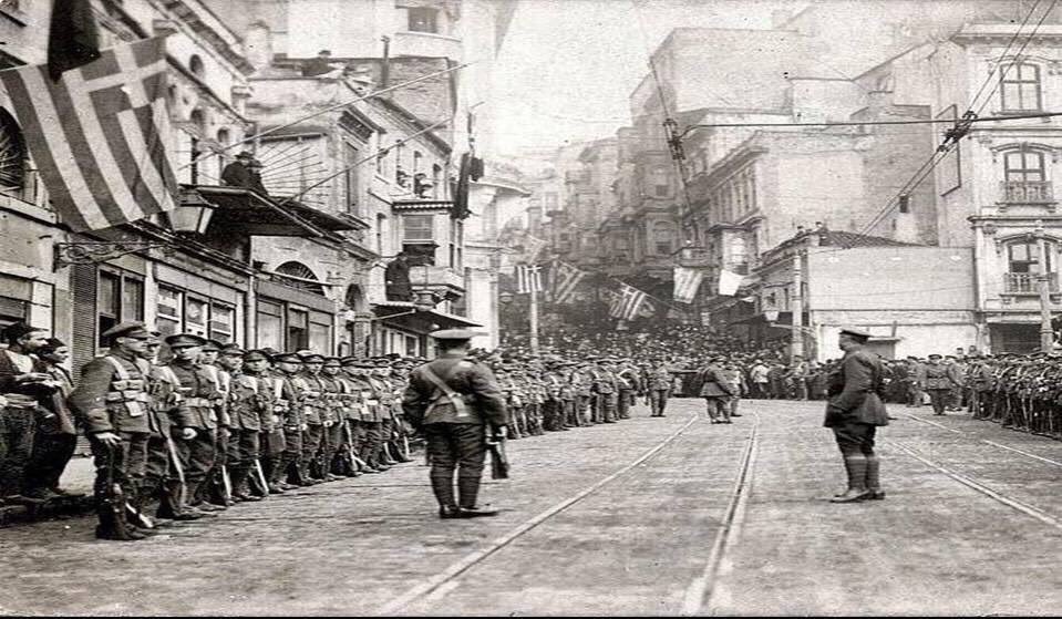 "Olmasaydın Olmazdık..." Bugün başka bayraklar altında yaşamak da vardı... Seni saygıyla anıyoruz Atam...
