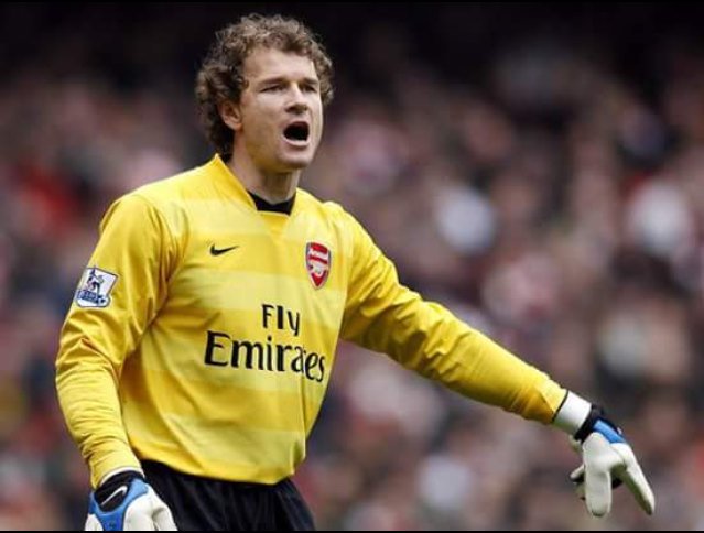 Happy Birthday today to a former Arsenal legend and Invincible, Jens Lehmann. 