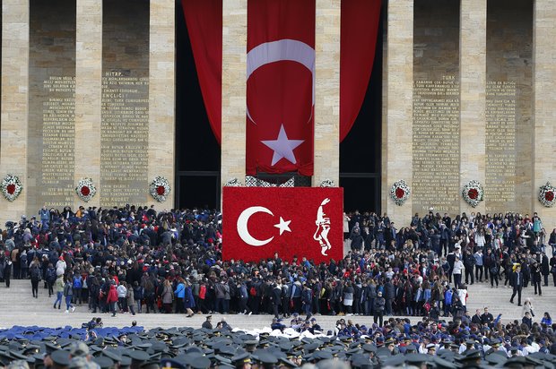 #Turkey commemorates 77th anniversary of #Atatürk’s death bit.ly/1MwTsSD