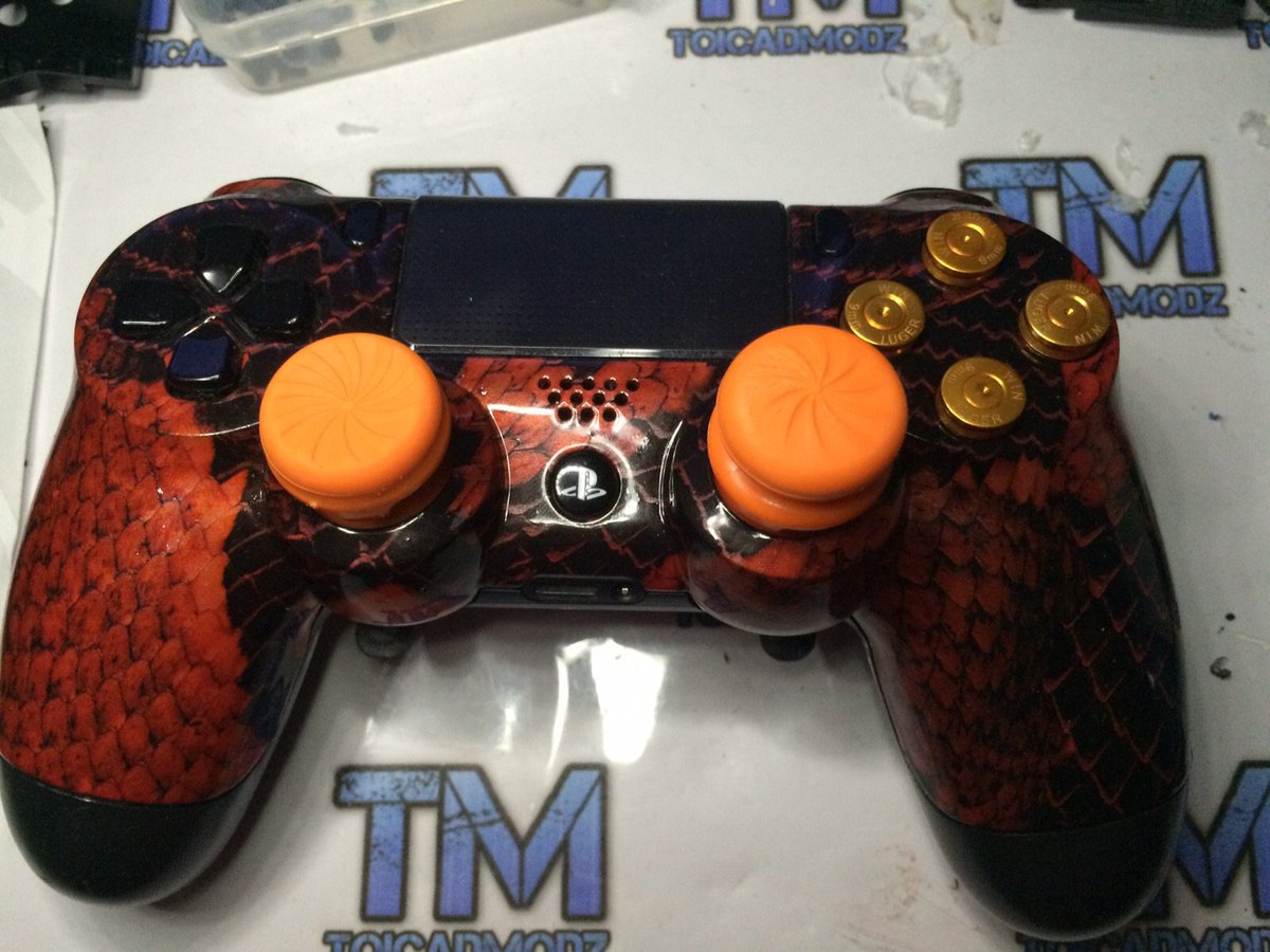 TOicADModz's tweet image. Snake + @KontrolFreek Vortex Mezcla Mortal!!!