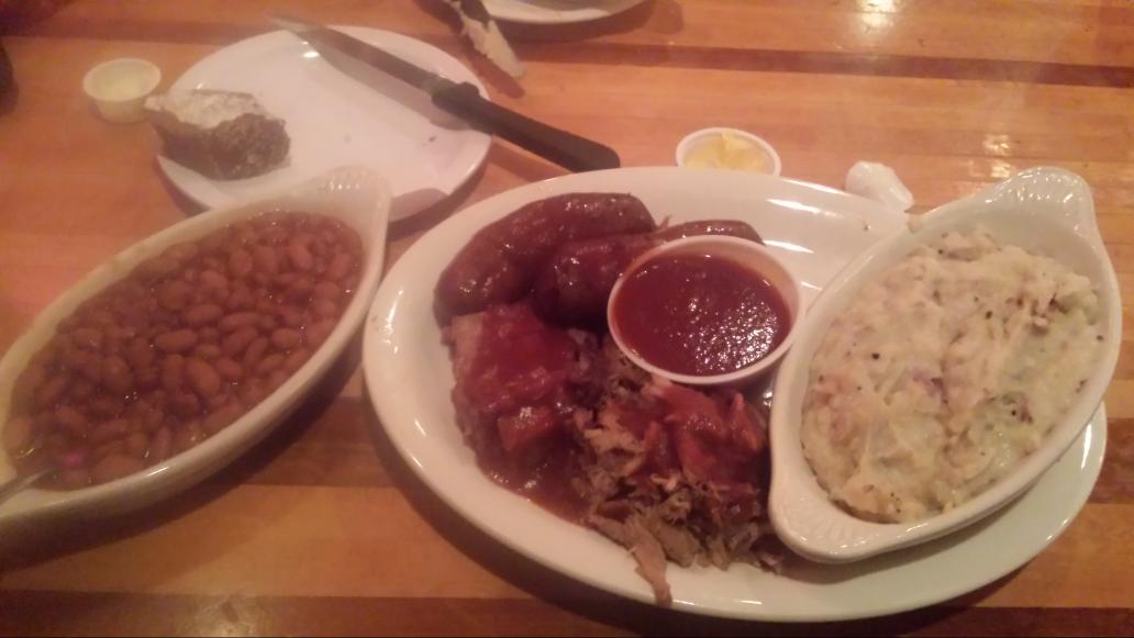 KromeSounds's tweet photo. I always love coming to Texas. #TexasBBQ https://t.co/epM1F3GRXs