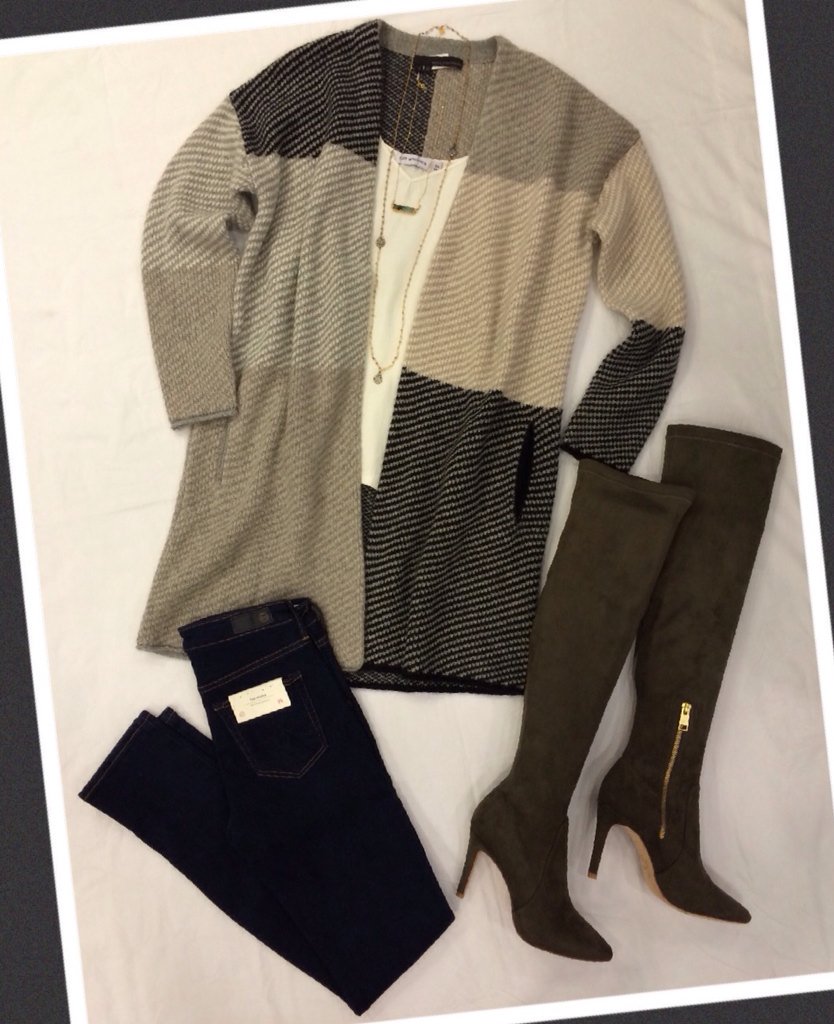 lavishmemphis's tweet photo. Trending now: Long sweater coats! Cute and cozy :) #fallfashion #ootd #shoplocal901 https://t.co/xJfGF6fSHc