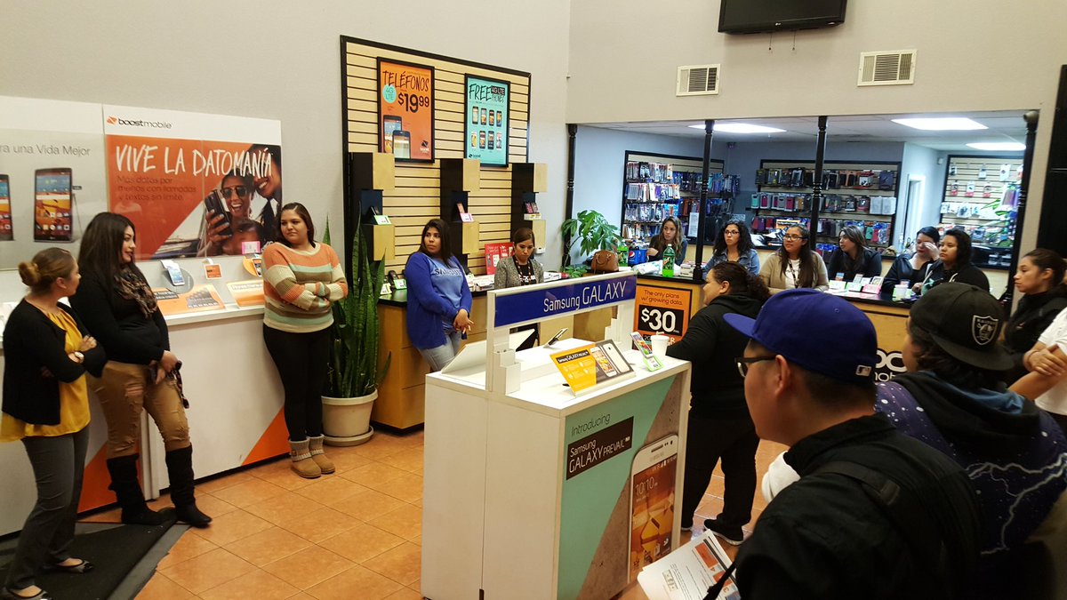 BoostShield_PCR's tweet photo. #Training all the #KonnectedWireless stores. #HigherMRCHigherProfit! #InsureToWin #BoostHasYouCovered #WestIsBest! https://t.co/ZOAYnwPlZ6
