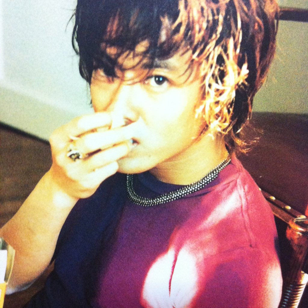 sabu_subu's tweet photo. #ジョンくんの画像をアップするとそれに近い構図の貴水博之の画像が送られてくる https://t.co/L8ybOucXA2