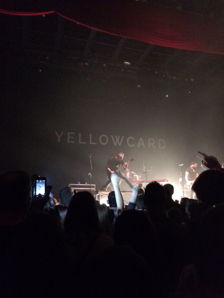 chridinemonkey's tweet photo. Hey @Yellowcard, it's me again. You rocked last night. Thanks for playing Only One! @ThePageantSTL @williamryankey https://t.co/46A0LXKOIm