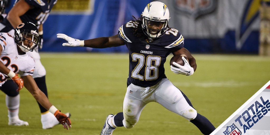 nflnetwork's tweet image. "They have to get more out of this guy. They spent a 1st rd pick, he was supposed to be the next LT" - @RealMikeRob