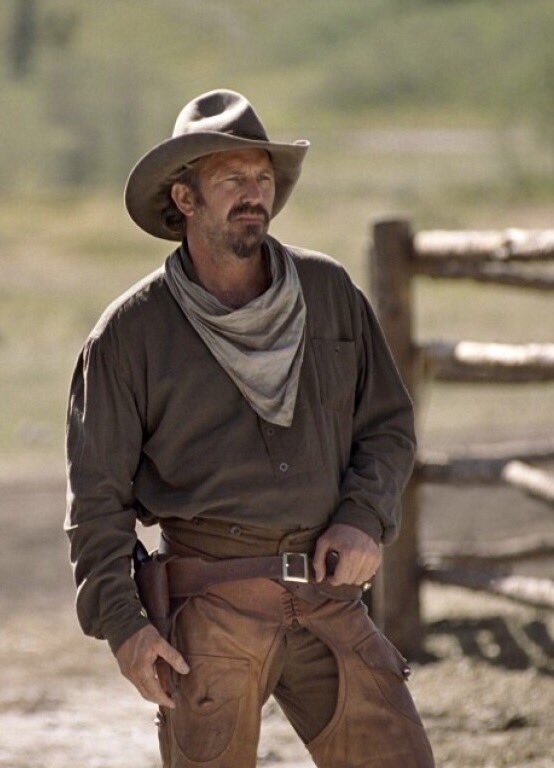 Here's hopin' my wife <a href="/DocsSister_/">Sue Waite</a> 'll forgive the belatedness of this here #SeductiveSunday Love you to bits, Sue.