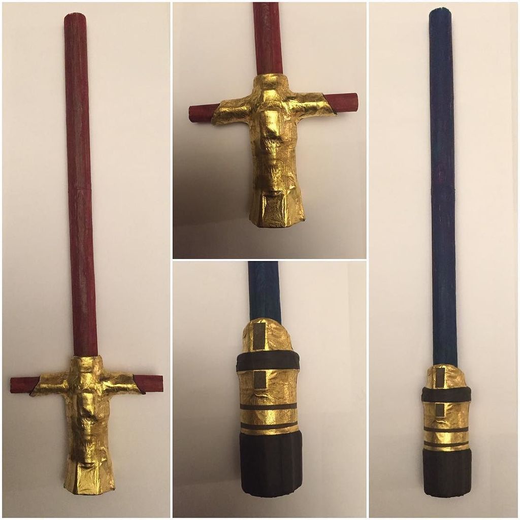 ShinePapers's tweet photo. Custom BluntSabers 💨💨 #maytheforcebewithyou #starwars #bluntart #bluntskills #doitforthelab @shine_papers @naturesl… https://t.co/FgclhsxOM8