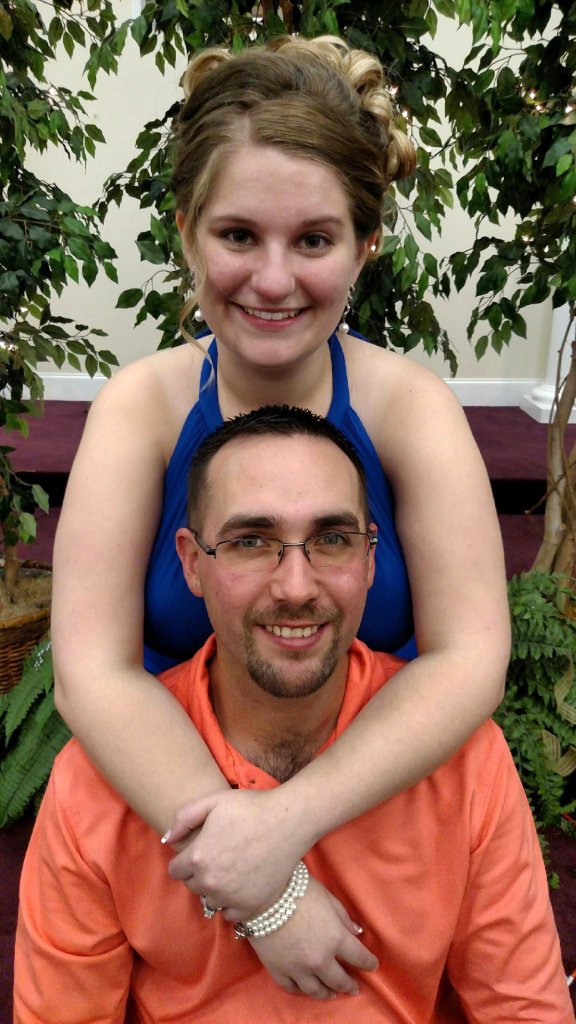 MadelineEllece's tweet photo. We're next!!! 💍👰💒💐 #engaged #BrideToBe #RES2015 https://t.co/Um8o7Z2WbL