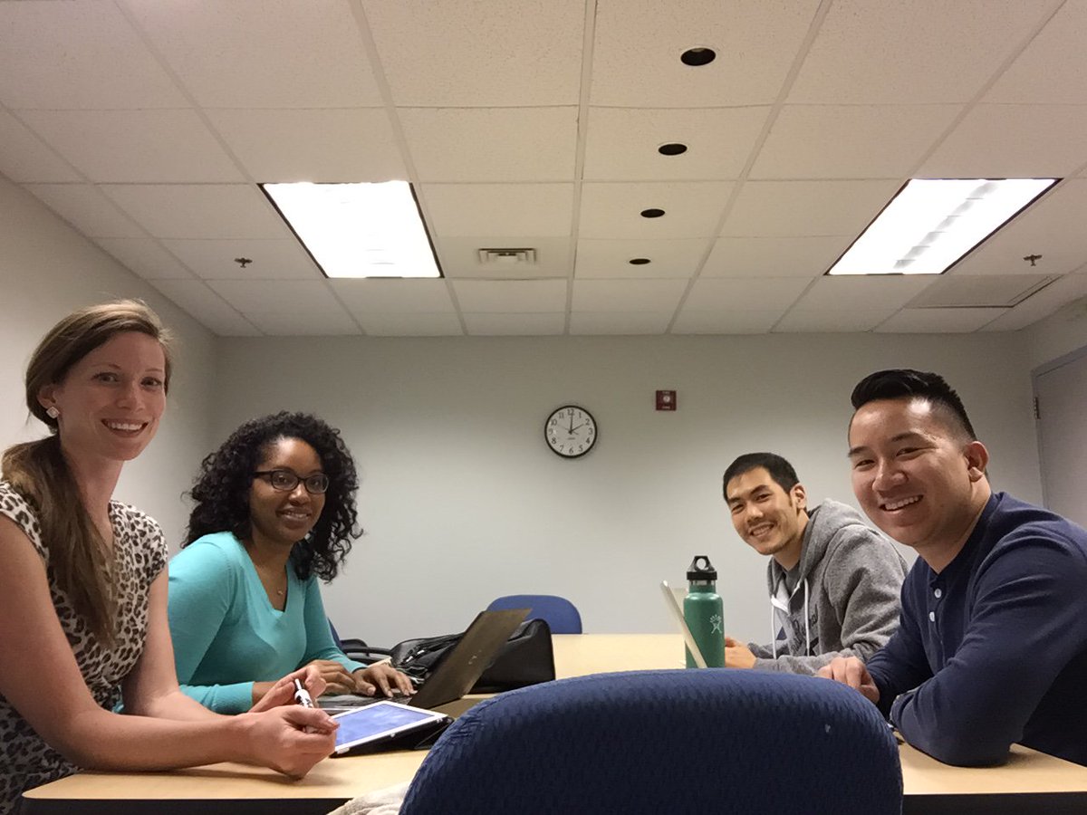 MWU_PCP's tweet photo. Meet our Midwestern U PCP board! Lots of great ideas exchanged in our planning meeting today. #primarycareprogress https://t.co/2f2Rx62YqT